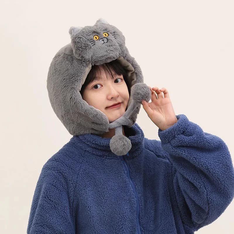 Шапка в форме кота